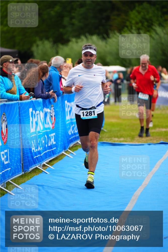 30.08.2026 - Elbe Triathlon Hamburg LAZAROV Photography http://msf.ph/oto/10063067 30.08.2026 11:52:03 Ziel 980, 1281, 1331, 1455 meine-sportfotos.de