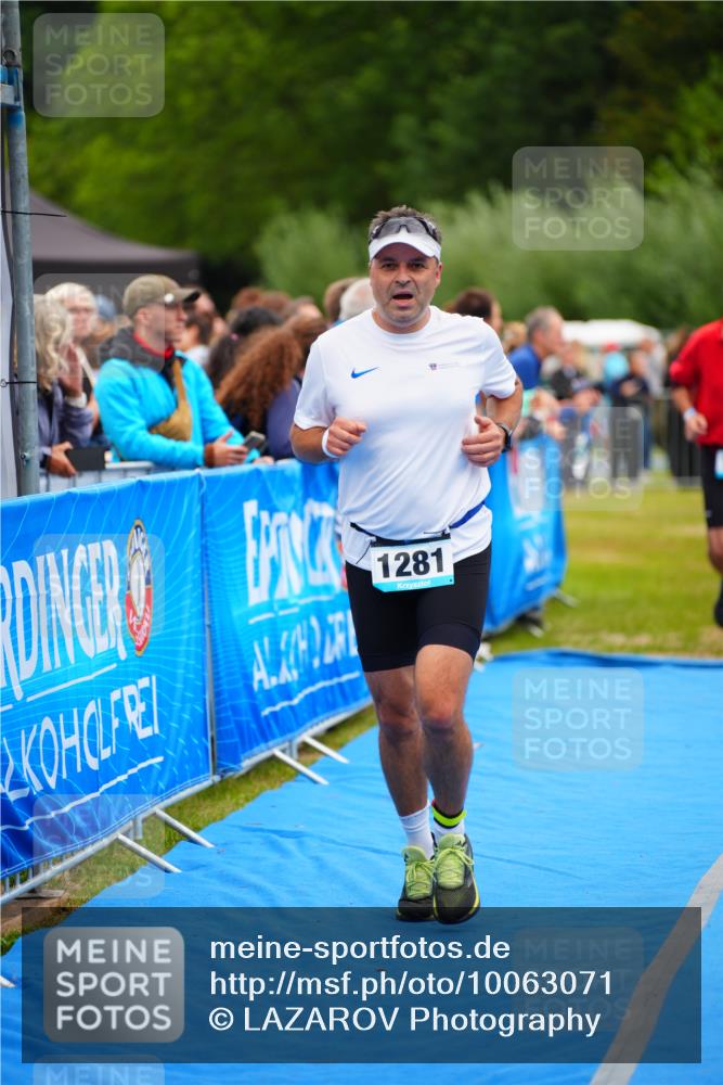 30.08.2026 - Elbe Triathlon Hamburg LAZAROV Photography http://msf.ph/oto/10063071 30.08.2026 11:52:04 Ziel 980, 1281, 1331, 1455 meine-sportfotos.de