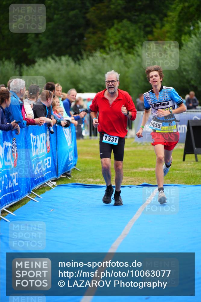 30.08.2026 - Elbe Triathlon Hamburg LAZAROV Photography http://msf.ph/oto/10063077 30.08.2026 11:52:06 Ziel 1281, 1331, 1455 meine-sportfotos.de
