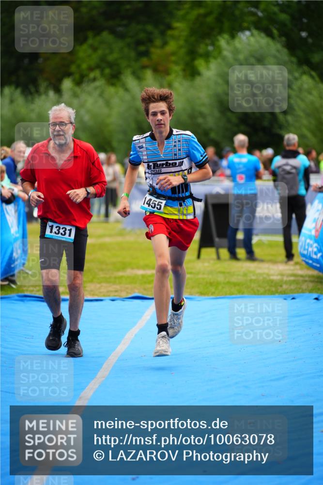 30.08.2026 - Elbe Triathlon Hamburg LAZAROV Photography http://msf.ph/oto/10063078 30.08.2026 11:52:06 Ziel 1281, 1331, 1455 meine-sportfotos.de