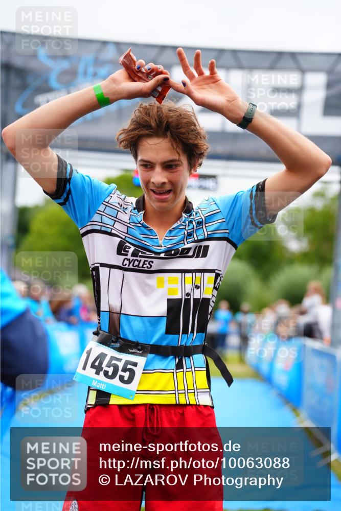 30.08.2026 - Elbe Triathlon Hamburg LAZAROV Photography http://msf.ph/oto/10063088 30.08.2026 11:52:12 Ziel 1171, 1336, 1578 meine-sportfotos.de