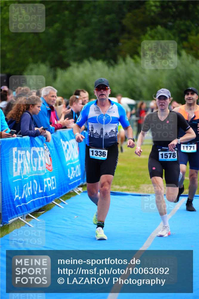 30.08.2026 - Elbe Triathlon Hamburg LAZAROV Photography http://msf.ph/oto/10063092 30.08.2026 11:52:17 Ziel 943, 1128, 1171, 1336, 1578 meine-sportfotos.de