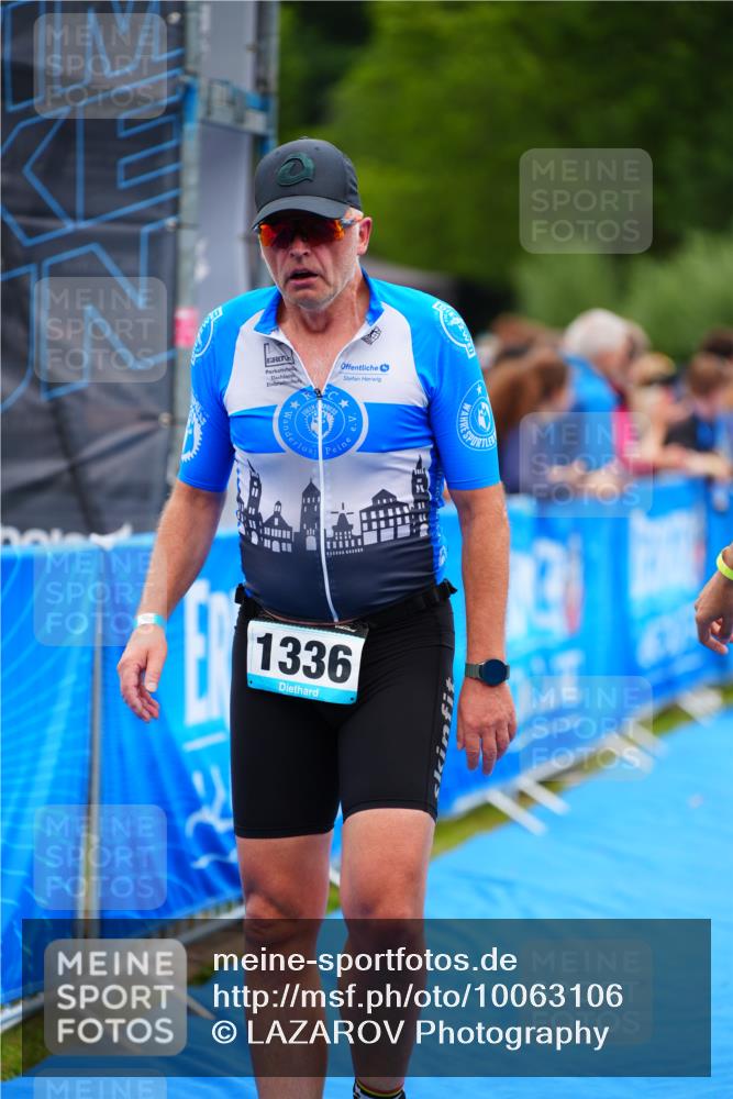 30.08.2026 - Elbe Triathlon Hamburg LAZAROV Photography http://msf.ph/oto/10063106 30.08.2026 11:52:21 Ziel 943, 1128, 1171, 1336, 1578 meine-sportfotos.de