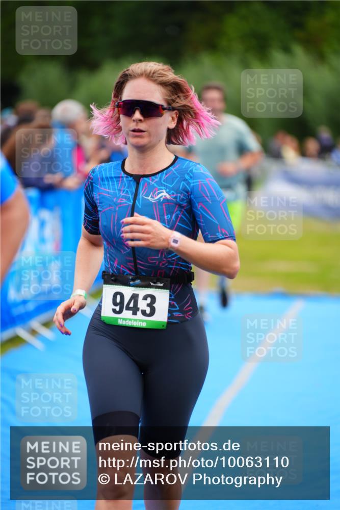 30.08.2026 - Elbe Triathlon Hamburg LAZAROV Photography http://msf.ph/oto/10063110 30.08.2026 11:52:24 Ziel 943, 1128 meine-sportfotos.de