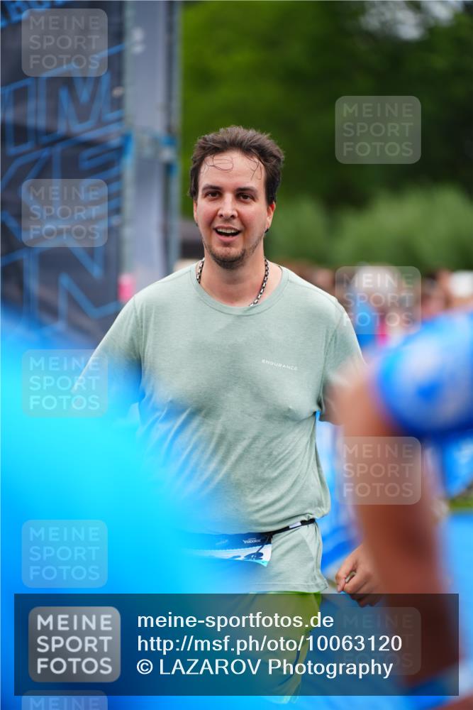30.08.2026 - Elbe Triathlon Hamburg LAZAROV Photography http://msf.ph/oto/10063120 30.08.2026 11:52:27 Ziel 854, 1128 meine-sportfotos.de