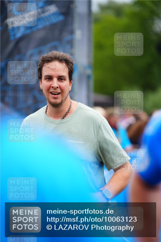 30.08.2026 - Elbe Triathlon Hamburg LAZAROV Photography http://msf.ph/oto/10063123 30.08.2026 11:52:28 Ziel 854, 1128 meine-sportfotos.de
