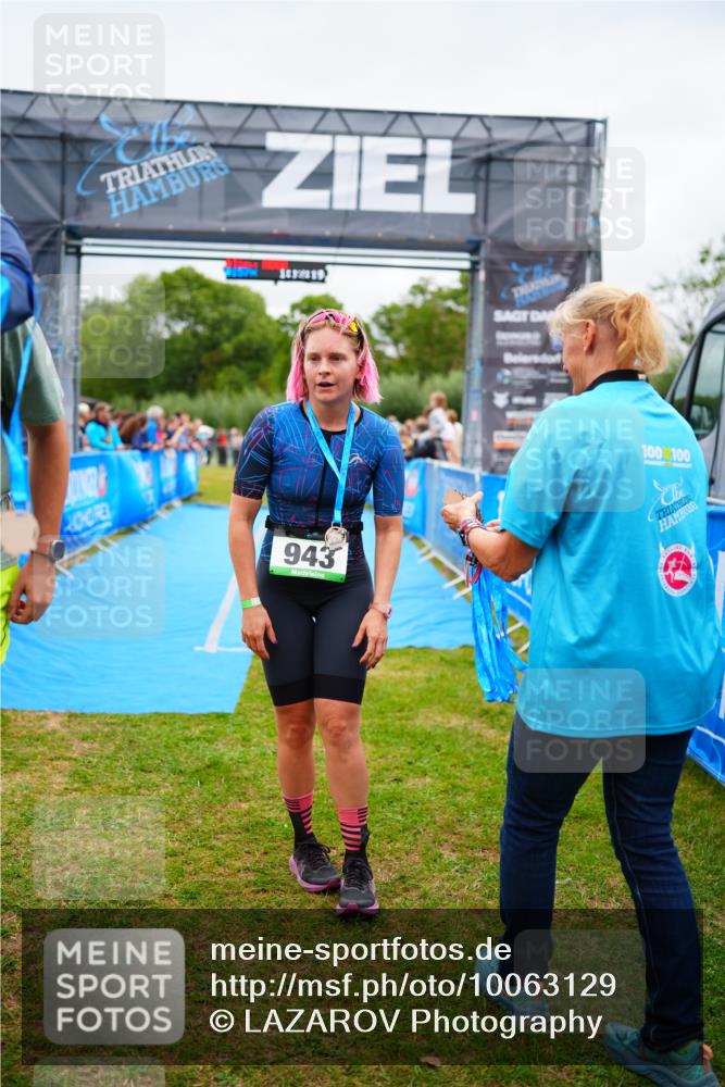30.08.2026 - Elbe Triathlon Hamburg LAZAROV Photography http://msf.ph/oto/10063129 30.08.2026 11:52:32 Ziel 854 meine-sportfotos.de