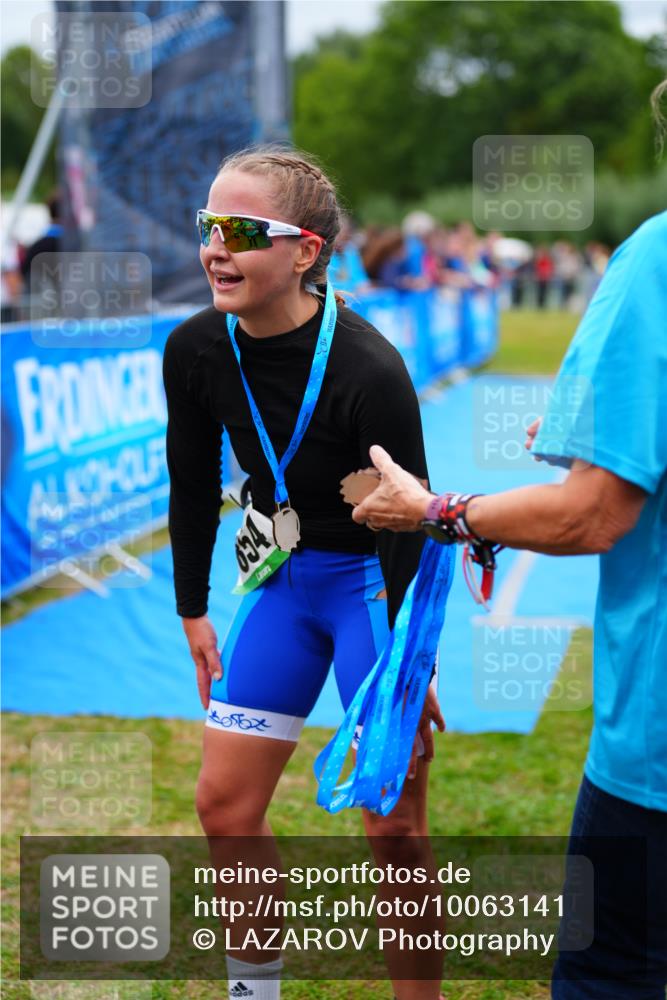 30.08.2026 - Elbe Triathlon Hamburg LAZAROV Photography http://msf.ph/oto/10063141 30.08.2026 11:52:38 Ziel  meine-sportfotos.de