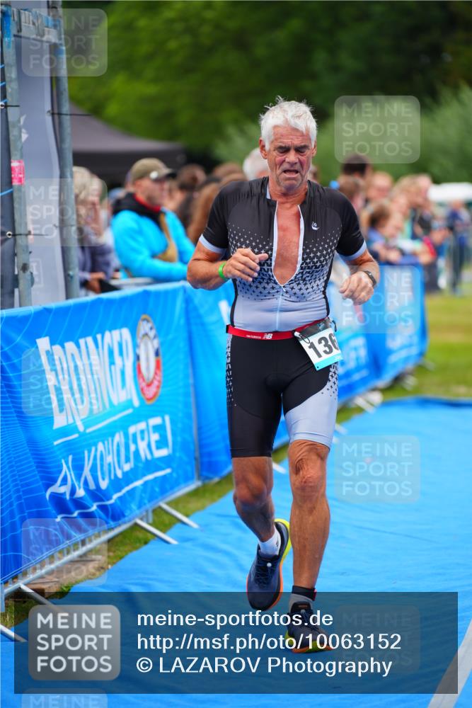 30.08.2026 - Elbe Triathlon Hamburg LAZAROV Photography http://msf.ph/oto/10063152 30.08.2026 11:53:11 Ziel 1367 meine-sportfotos.de