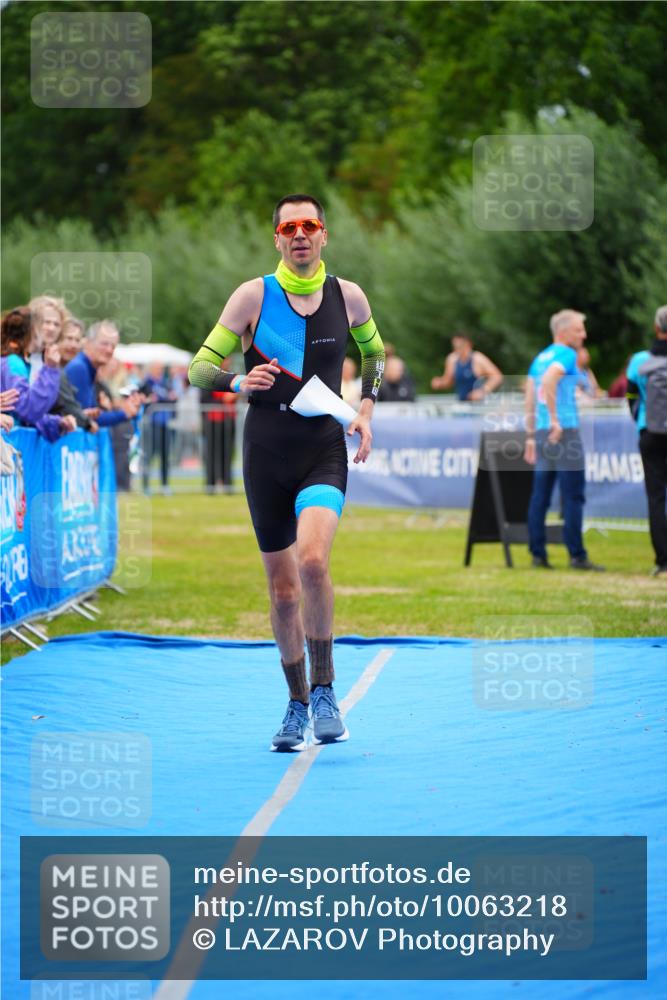 30.08.2026 - Elbe Triathlon Hamburg LAZAROV Photography http://msf.ph/oto/10063218 30.08.2026 11:53:43 Ziel 1291 meine-sportfotos.de
