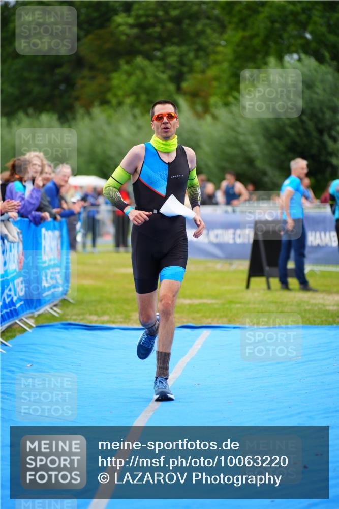30.08.2026 - Elbe Triathlon Hamburg LAZAROV Photography http://msf.ph/oto/10063220 30.08.2026 11:53:43 Ziel 1291 meine-sportfotos.de