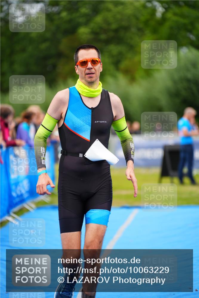 30.08.2026 - Elbe Triathlon Hamburg LAZAROV Photography http://msf.ph/oto/10063229 30.08.2026 11:53:45 Ziel 838, 1291 meine-sportfotos.de
