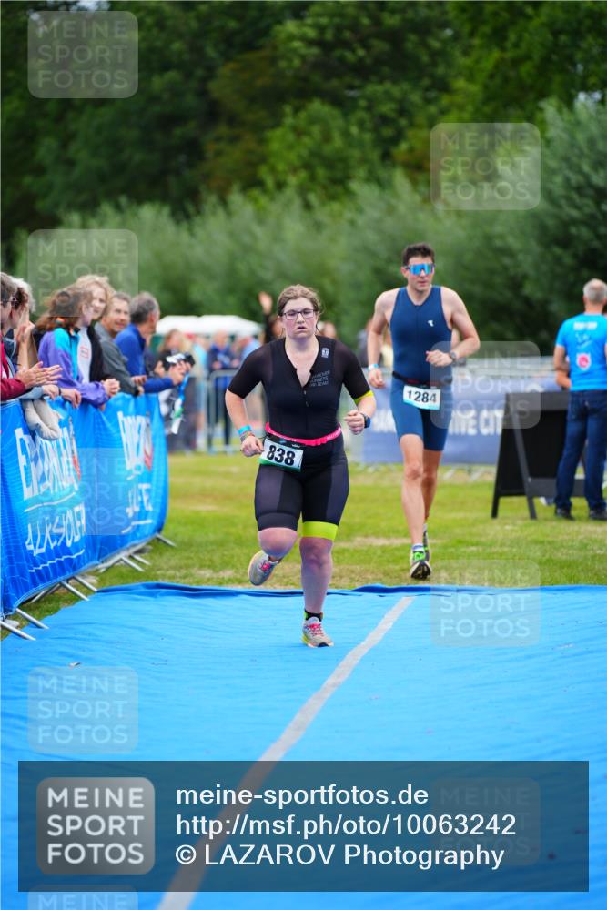 30.08.2026 - Elbe Triathlon Hamburg LAZAROV Photography http://msf.ph/oto/10063242 30.08.2026 11:53:51 Ziel 838, 1284 meine-sportfotos.de