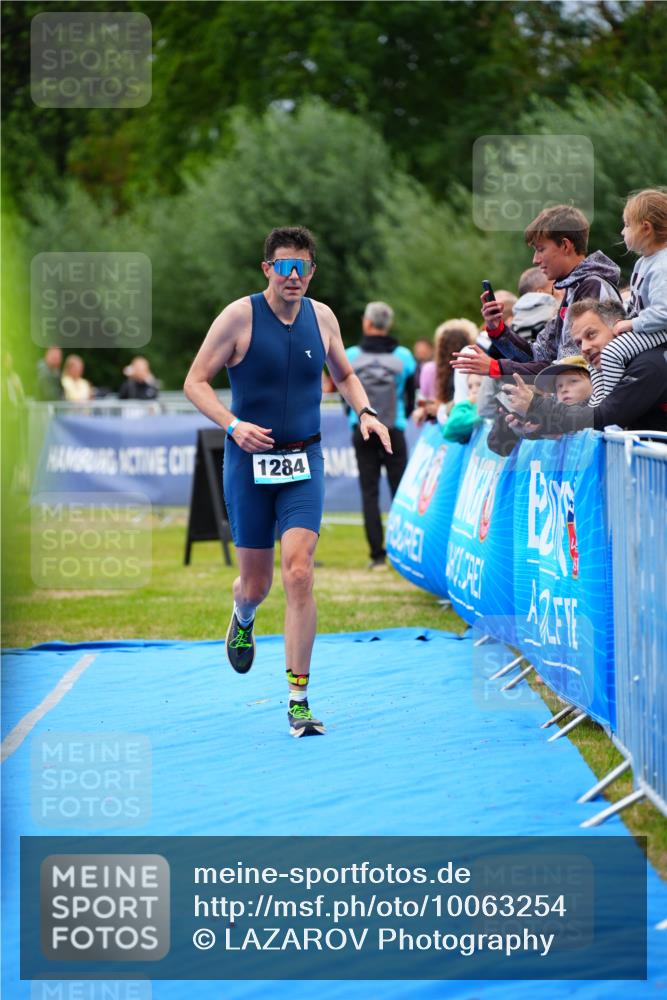 30.08.2026 - Elbe Triathlon Hamburg LAZAROV Photography http://msf.ph/oto/10063254 30.08.2026 11:53:54 Ziel 838, 1284 meine-sportfotos.de