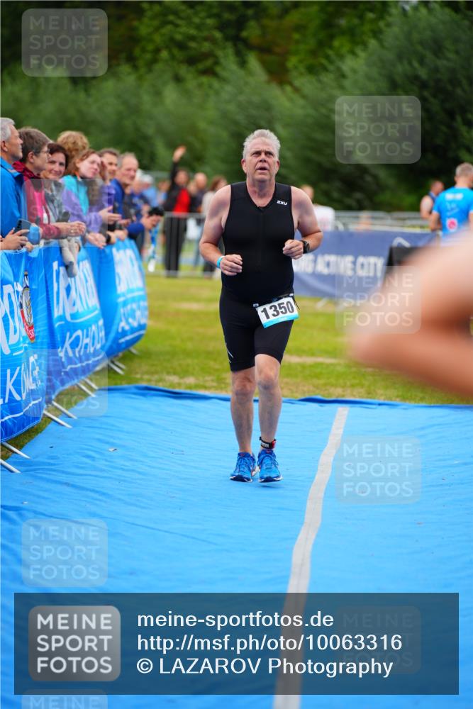 30.08.2026 - Elbe Triathlon Hamburg LAZAROV Photography http://msf.ph/oto/10063316 30.08.2026 11:54:33 Ziel 1350, 1378 meine-sportfotos.de