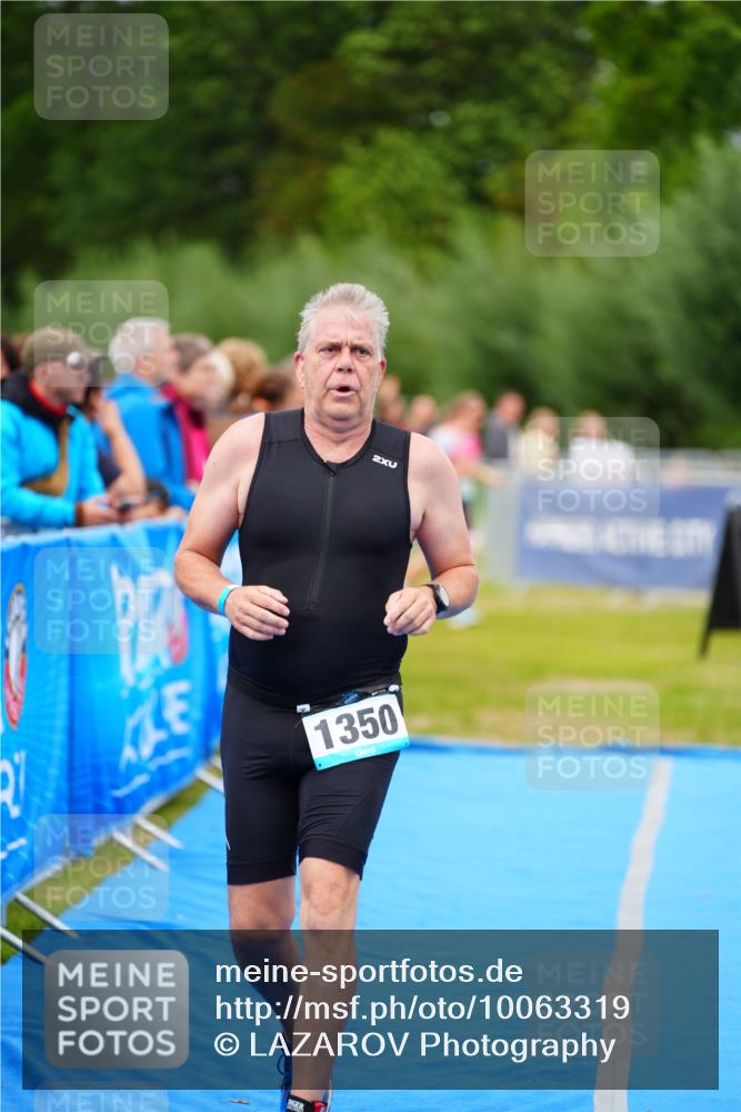 30.08.2026 - Elbe Triathlon Hamburg LAZAROV Photography http://msf.ph/oto/10063319 30.08.2026 11:54:36 Ziel 1350 meine-sportfotos.de