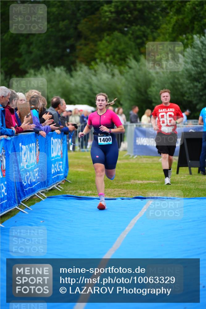 30.08.2026 - Elbe Triathlon Hamburg LAZAROV Photography http://msf.ph/oto/10063329 30.08.2026 11:54:45 Ziel 479, 1400 meine-sportfotos.de