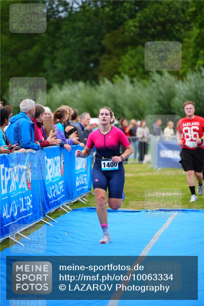30.08.2026 - Elbe Triathlon Hamburg LAZAROV Photography http://msf.ph/oto/10063334 30.08.2026 11:54:46 Ziel 479, 1400 meine-sportfotos.de