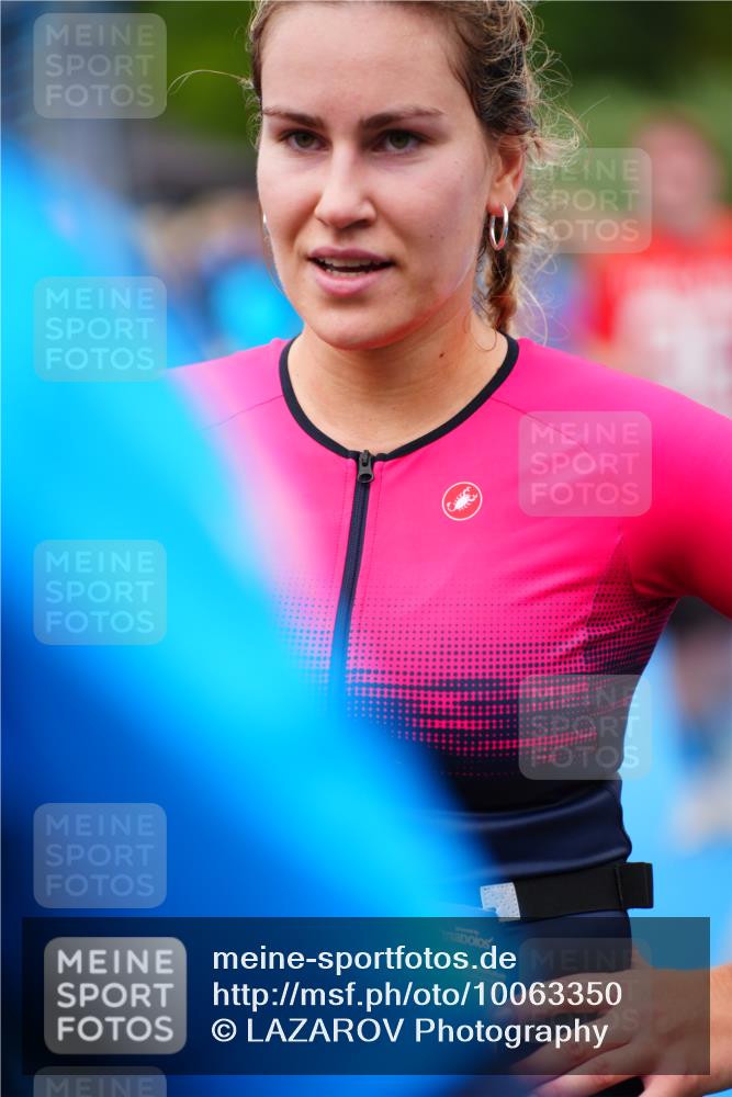 30.08.2026 - Elbe Triathlon Hamburg LAZAROV Photography http://msf.ph/oto/10063350 30.08.2026 11:54:51 Ziel 479, 1393, 1428 meine-sportfotos.de