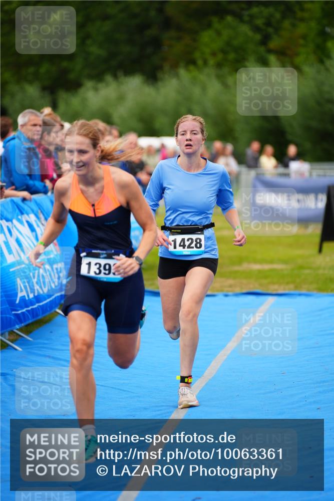 30.08.2026 - Elbe Triathlon Hamburg LAZAROV Photography http://msf.ph/oto/10063361 30.08.2026 11:54:56 Ziel 1393, 1428 meine-sportfotos.de
