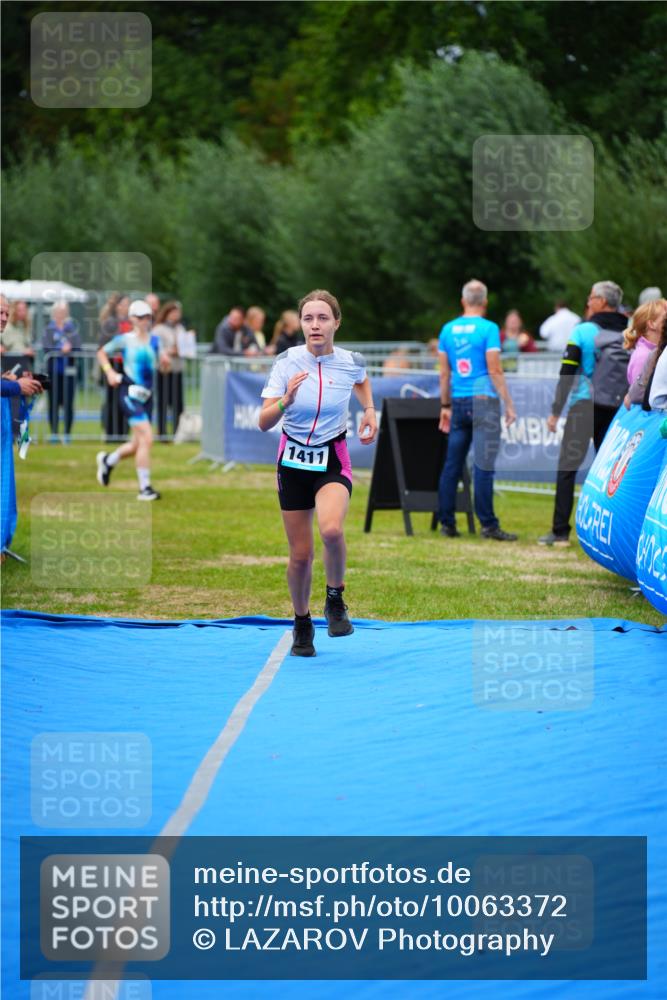 30.08.2026 - Elbe Triathlon Hamburg LAZAROV Photography http://msf.ph/oto/10063372 30.08.2026 11:55:17 Ziel 1411 meine-sportfotos.de
