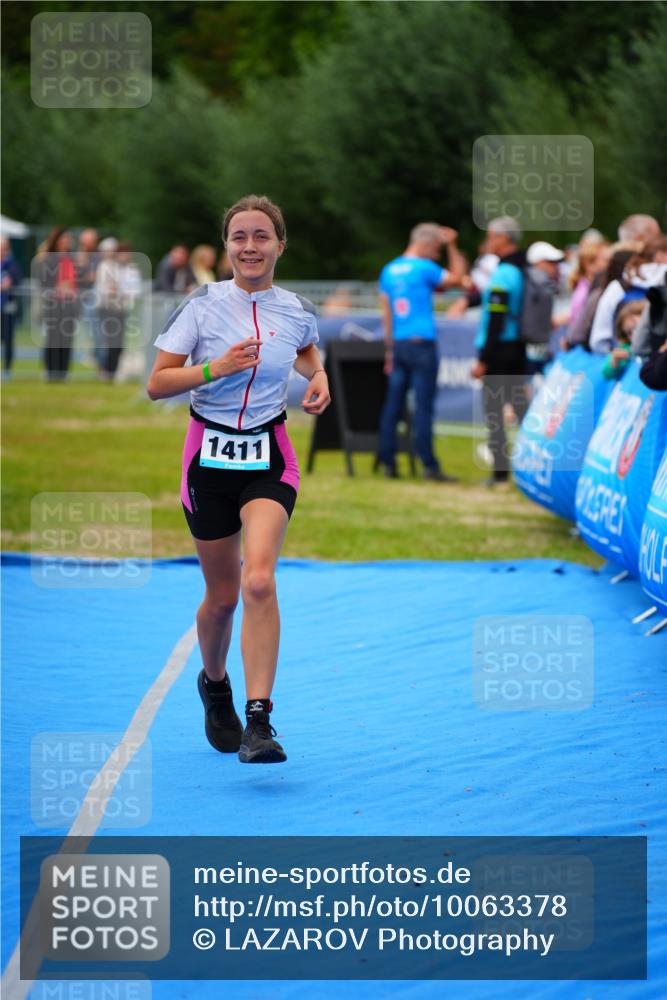 30.08.2026 - Elbe Triathlon Hamburg LAZAROV Photography http://msf.ph/oto/10063378 30.08.2026 11:55:18 Ziel 1411 meine-sportfotos.de