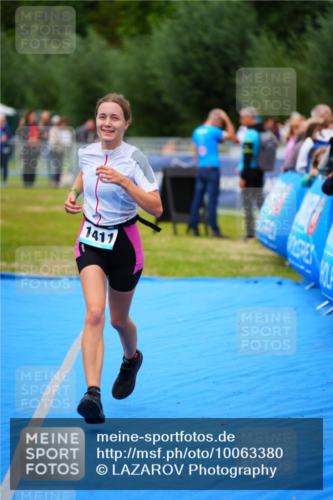 30.08.2026 - Elbe Triathlon Hamburg LAZAROV Photography http://msf.ph/oto/10063380 30.08.2026 11:55:19 Ziel 1411 meine-sportfotos.de