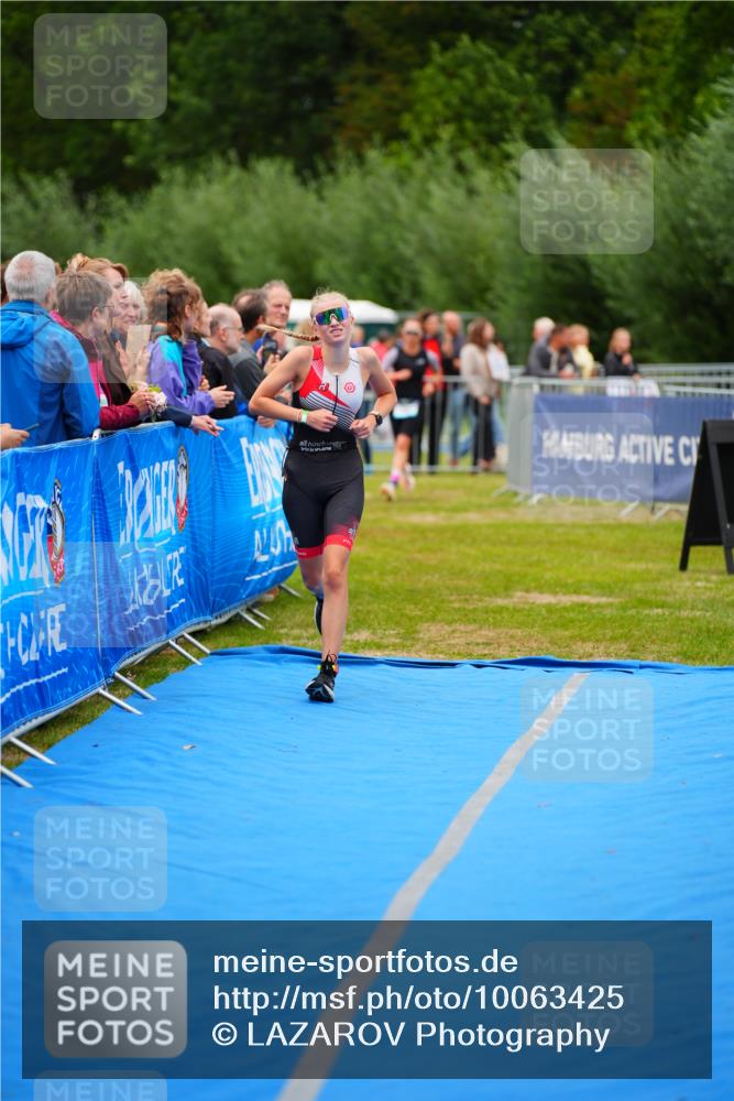 30.08.2026 - Elbe Triathlon Hamburg LAZAROV Photography http://msf.ph/oto/10063425 30.08.2026 11:55:47 Ziel 1423, 1507 meine-sportfotos.de