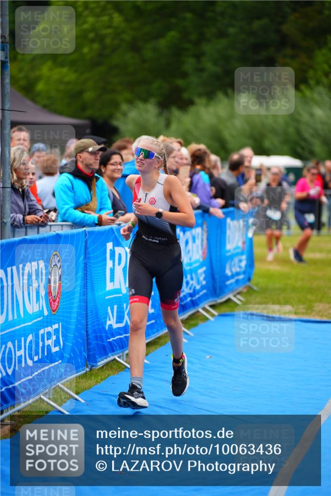 30.08.2026 - Elbe Triathlon Hamburg LAZAROV Photography http://msf.ph/oto/10063436 30.08.2026 11:55:49 Ziel 1423, 1507 meine-sportfotos.de