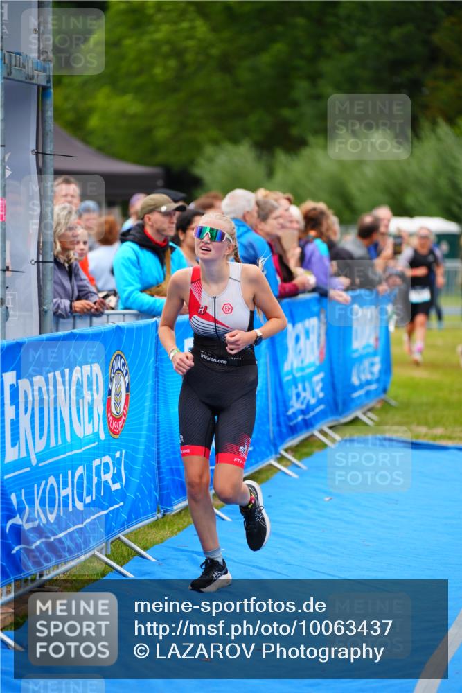 30.08.2026 - Elbe Triathlon Hamburg LAZAROV Photography http://msf.ph/oto/10063437 30.08.2026 11:55:49 Ziel 1423, 1507 meine-sportfotos.de