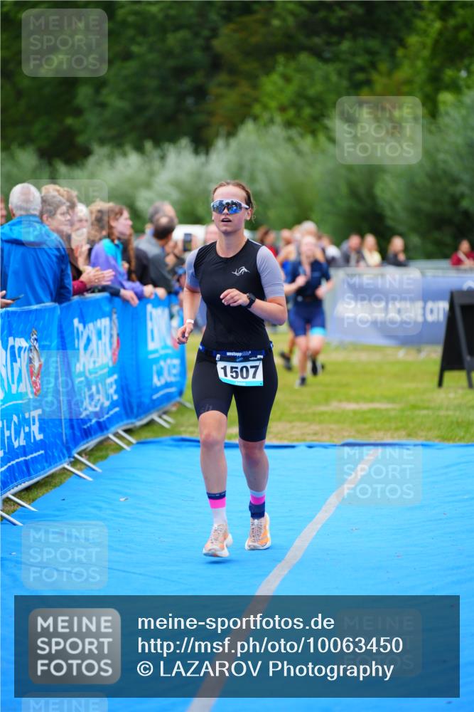 30.08.2026 - Elbe Triathlon Hamburg LAZAROV Photography http://msf.ph/oto/10063450 30.08.2026 11:55:55 Ziel 836, 861, 1376, 1507 meine-sportfotos.de