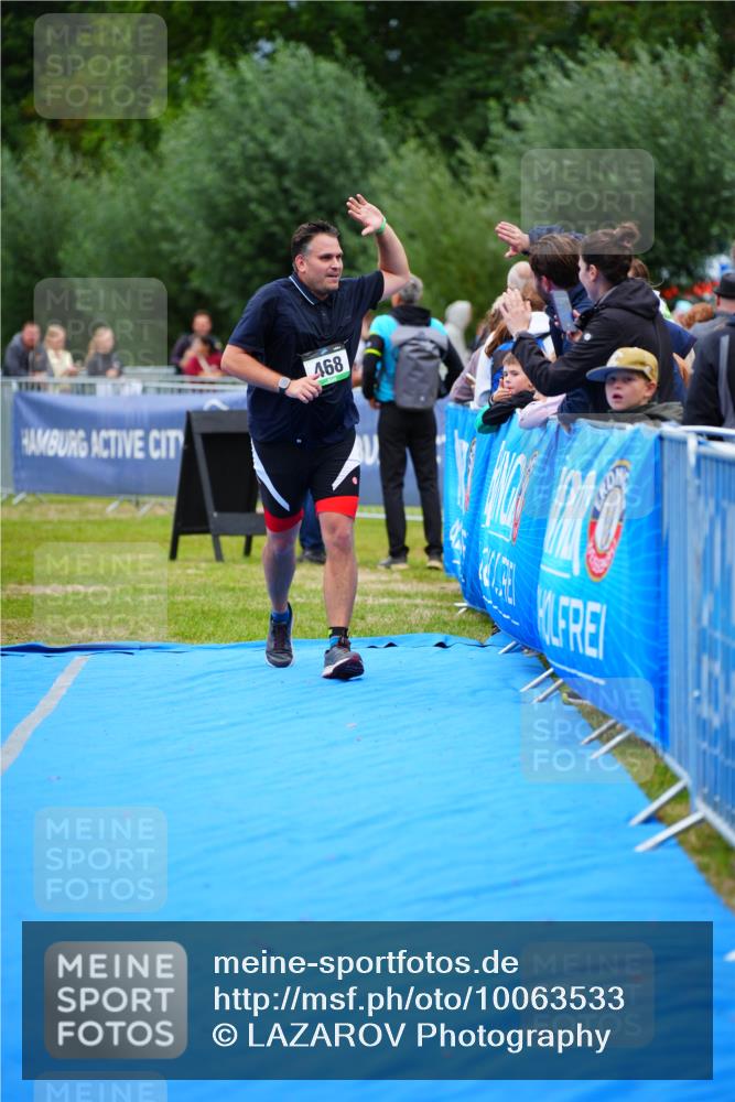 30.08.2026 - Elbe Triathlon Hamburg LAZAROV Photography http://msf.ph/oto/10063533 30.08.2026 11:56:37 Ziel 468 meine-sportfotos.de
