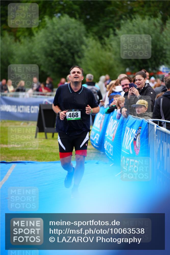 30.08.2026 - Elbe Triathlon Hamburg LAZAROV Photography http://msf.ph/oto/10063538 30.08.2026 11:56:39 Ziel 468 meine-sportfotos.de