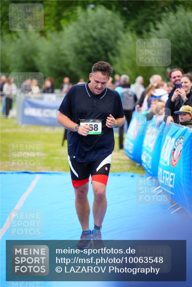 30.08.2026 - Elbe Triathlon Hamburg LAZAROV Photography http://msf.ph/oto/10063548 30.08.2026 11:56:40 Ziel 468 meine-sportfotos.de