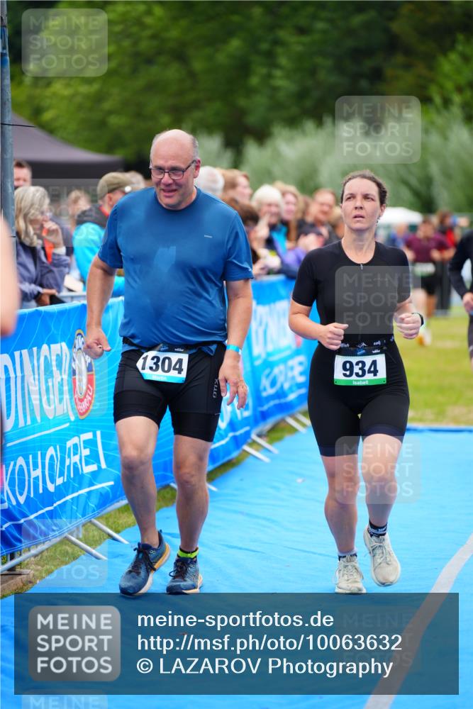 30.08.2026 - Elbe Triathlon Hamburg LAZAROV Photography http://msf.ph/oto/10063632 30.08.2026 11:57:48 Ziel 510, 860, 934, 1304, 1410, 1457 meine-sportfotos.de