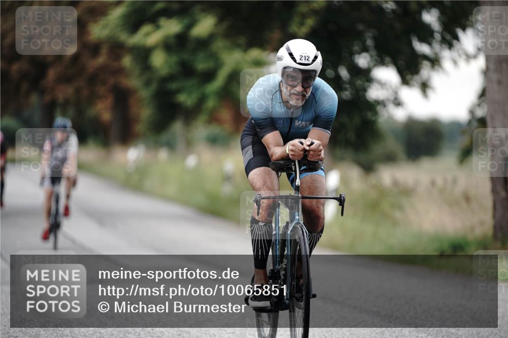 30.08.2026 - Elbe Triathlon Hamburg Michael Burmester http://msf.ph/oto/10065851 30.08.2026 09:01:57 Radfahren 212, 281, 319, 358 meine-sportfotos.de