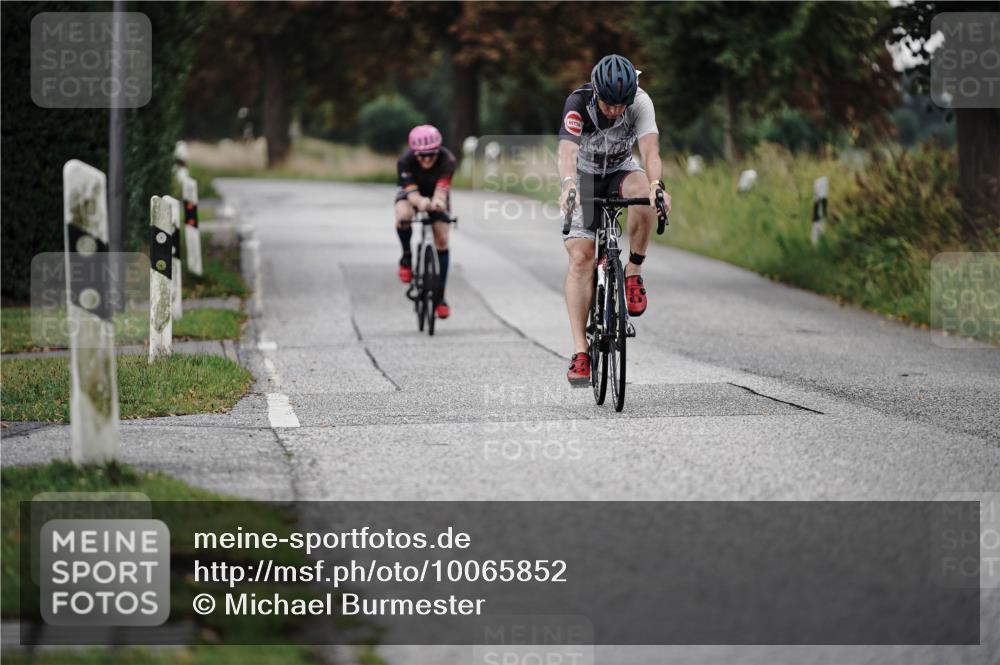 30.08.2026 - Elbe Triathlon Hamburg Michael Burmester http://msf.ph/oto/10065852 30.08.2026 09:01:59 Radfahren 212, 281, 319, 358 meine-sportfotos.de