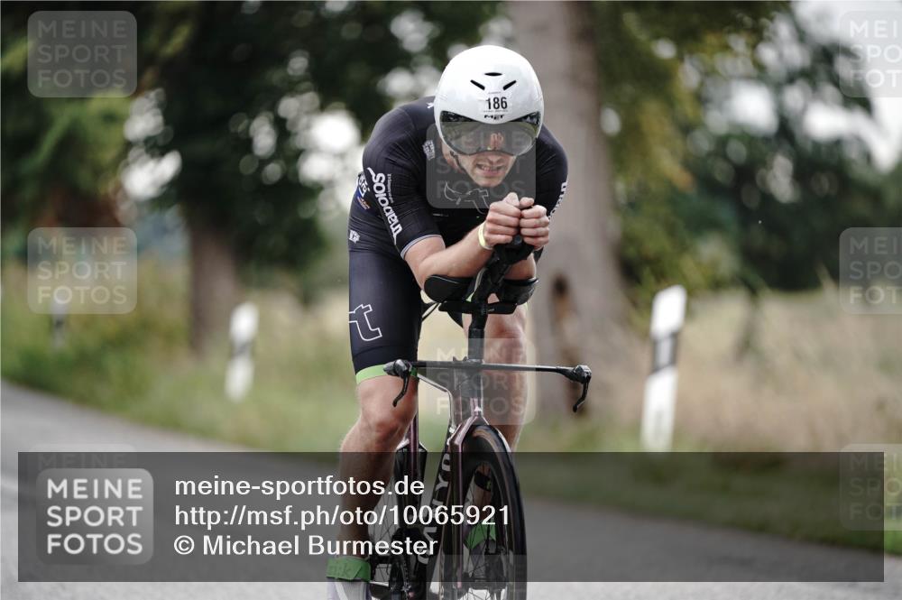 30.08.2026 - Elbe Triathlon Hamburg Michael Burmester http://msf.ph/oto/10065921 30.08.2026 09:03:03 Radfahren 186, 259 meine-sportfotos.de