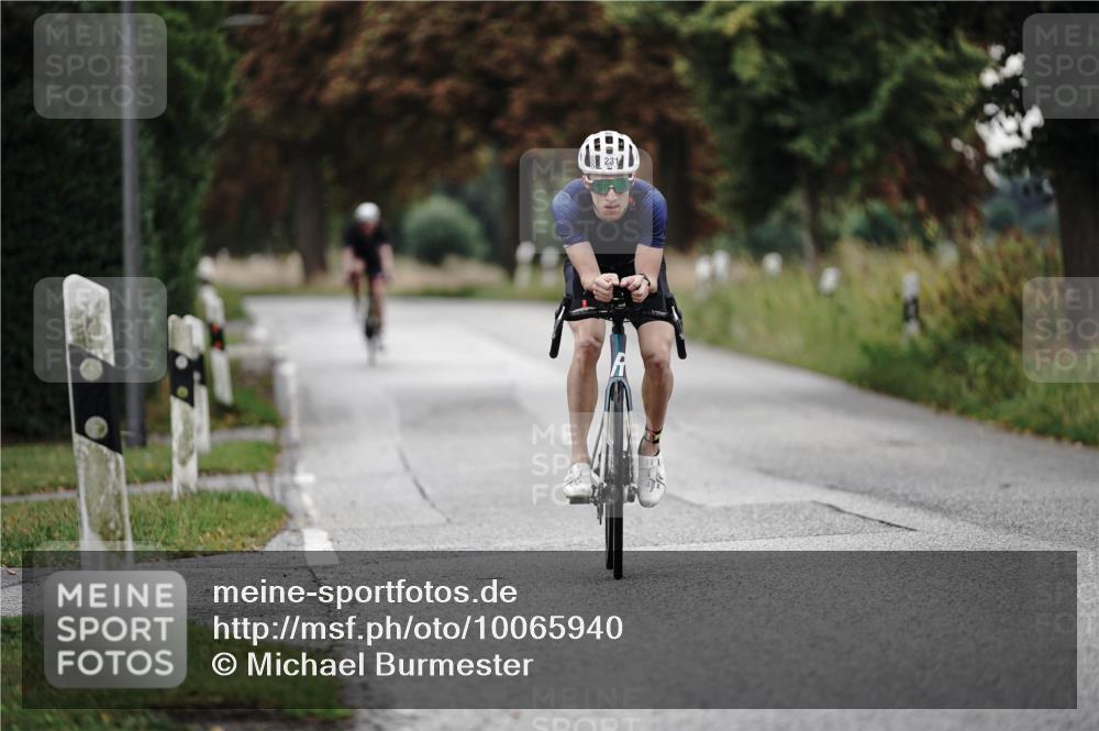 30.08.2026 - Elbe Triathlon Hamburg Michael Burmester http://msf.ph/oto/10065940 30.08.2026 09:03:20 Radfahren 231, 276 meine-sportfotos.de