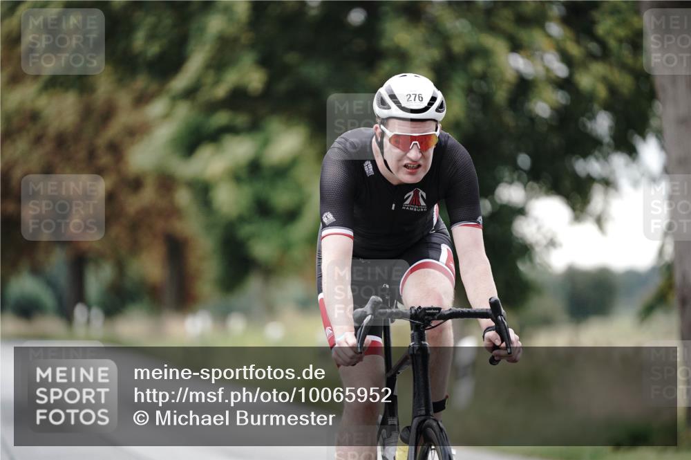 30.08.2026 - Elbe Triathlon Hamburg Michael Burmester http://msf.ph/oto/10065952 30.08.2026 09:03:25 Radfahren 276 meine-sportfotos.de