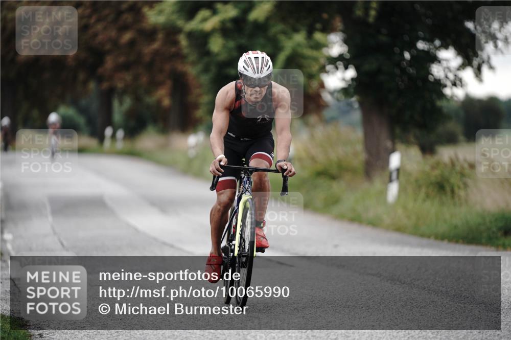 30.08.2026 - Elbe Triathlon Hamburg Michael Burmester http://msf.ph/oto/10065990 30.08.2026 09:04:23 Radfahren 228, 247 meine-sportfotos.de