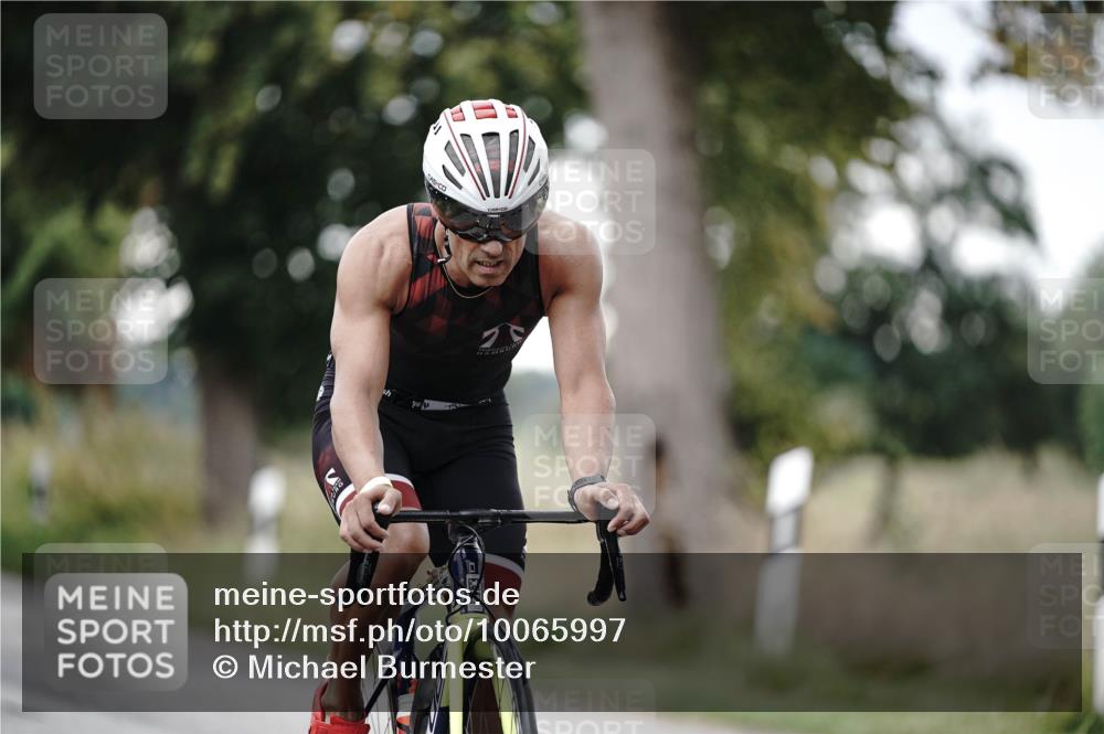 30.08.2026 - Elbe Triathlon Hamburg Michael Burmester http://msf.ph/oto/10065997 30.08.2026 09:04:23 Radfahren 228, 247 meine-sportfotos.de