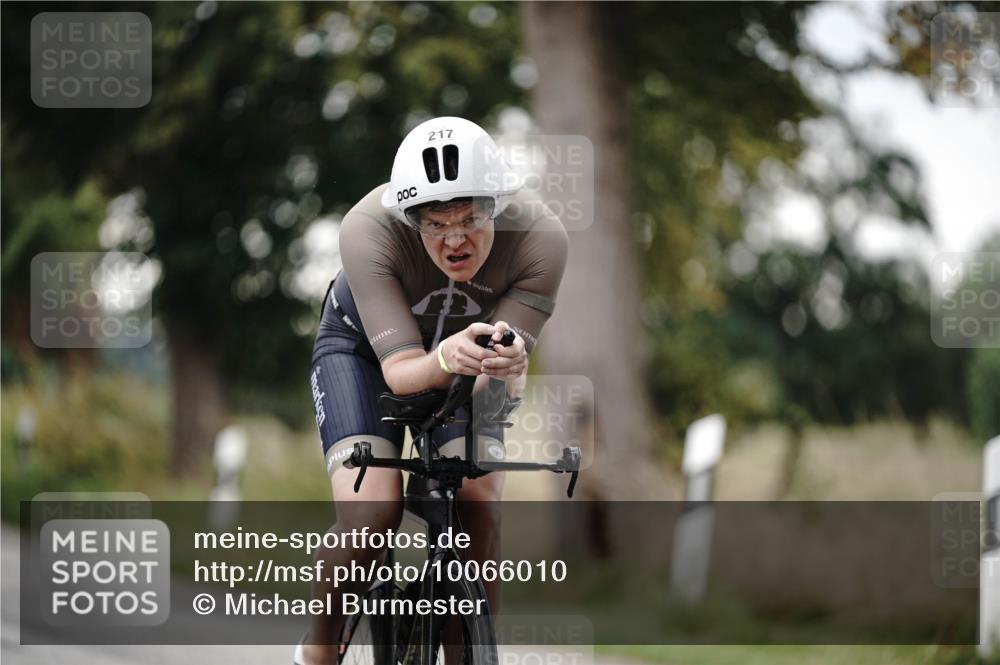 30.08.2026 - Elbe Triathlon Hamburg Michael Burmester http://msf.ph/oto/10066010 30.08.2026 09:04:33 Radfahren 217 meine-sportfotos.de