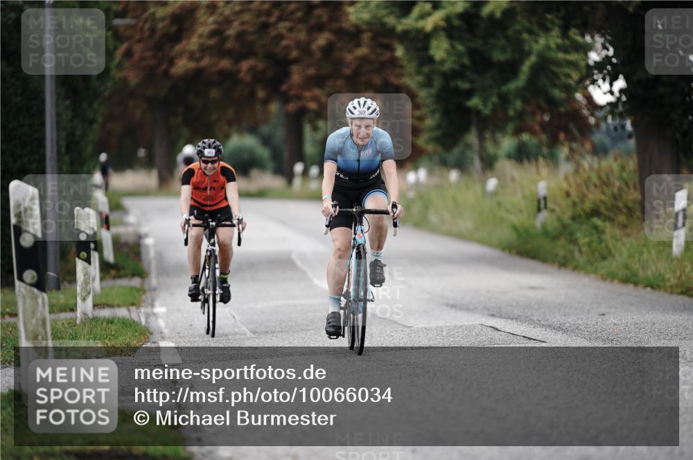 30.08.2026 - Elbe Triathlon Hamburg Michael Burmester http://msf.ph/oto/10066034 30.08.2026 09:05:06 Radfahren 189, 362, 363 meine-sportfotos.de