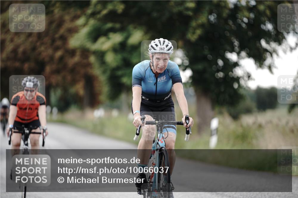 30.08.2026 - Elbe Triathlon Hamburg Michael Burmester http://msf.ph/oto/10066037 30.08.2026 09:05:07 Radfahren 189, 362, 363 meine-sportfotos.de