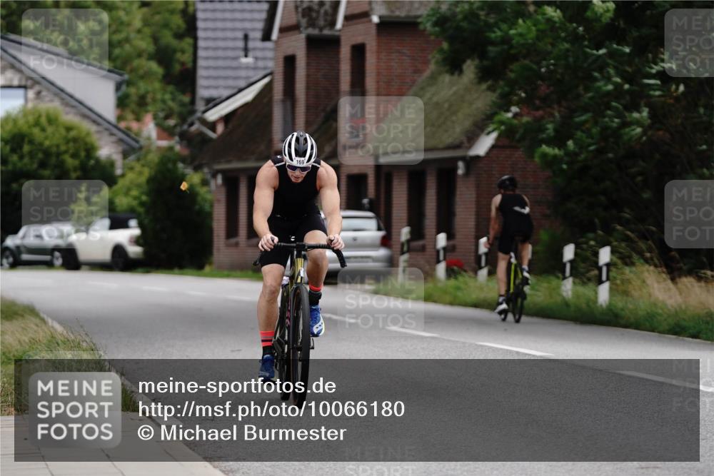 30.08.2026 - Elbe Triathlon Hamburg Michael Burmester http://msf.ph/oto/10066180 30.08.2026 15:03:36 Radfahren  meine-sportfotos.de