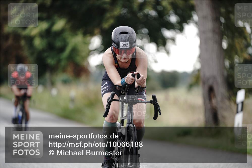 30.08.2026 - Elbe Triathlon Hamburg Michael Burmester http://msf.ph/oto/10066188 30.08.2026 09:06:54 Radfahren 282, 392 meine-sportfotos.de