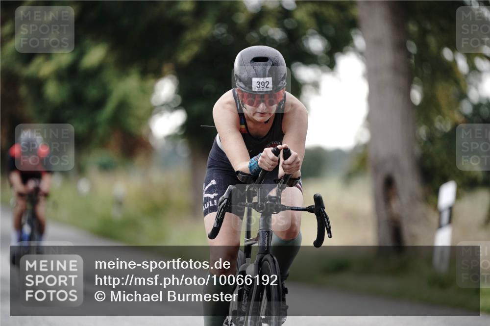 30.08.2026 - Elbe Triathlon Hamburg Michael Burmester http://msf.ph/oto/10066192 30.08.2026 09:06:54 Radfahren 282, 392 meine-sportfotos.de