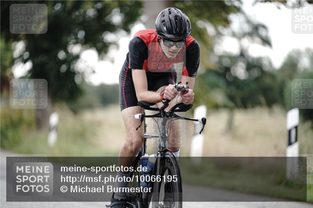 30.08.2026 - Elbe Triathlon Hamburg Michael Burmester http://msf.ph/oto/10066195 30.08.2026 09:06:56 Radfahren 282, 392 meine-sportfotos.de