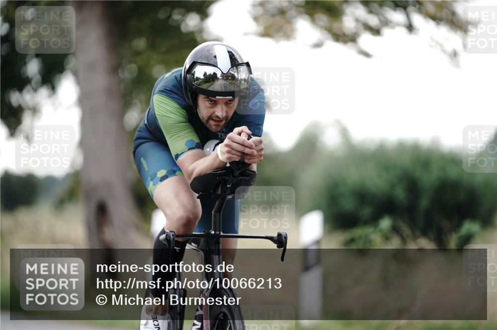30.08.2026 - Elbe Triathlon Hamburg Michael Burmester http://msf.ph/oto/10066213 30.08.2026 09:07:24 Radfahren 185, 198, 322 meine-sportfotos.de